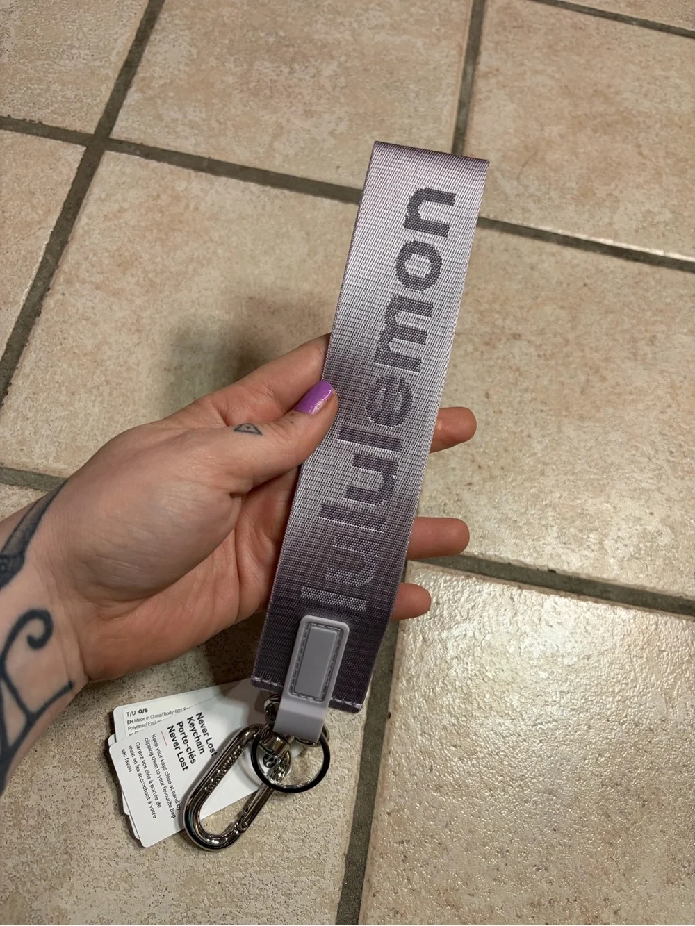 NWT Lululemon Never Lost Keychain (Faint Lavender/Grape Mist)